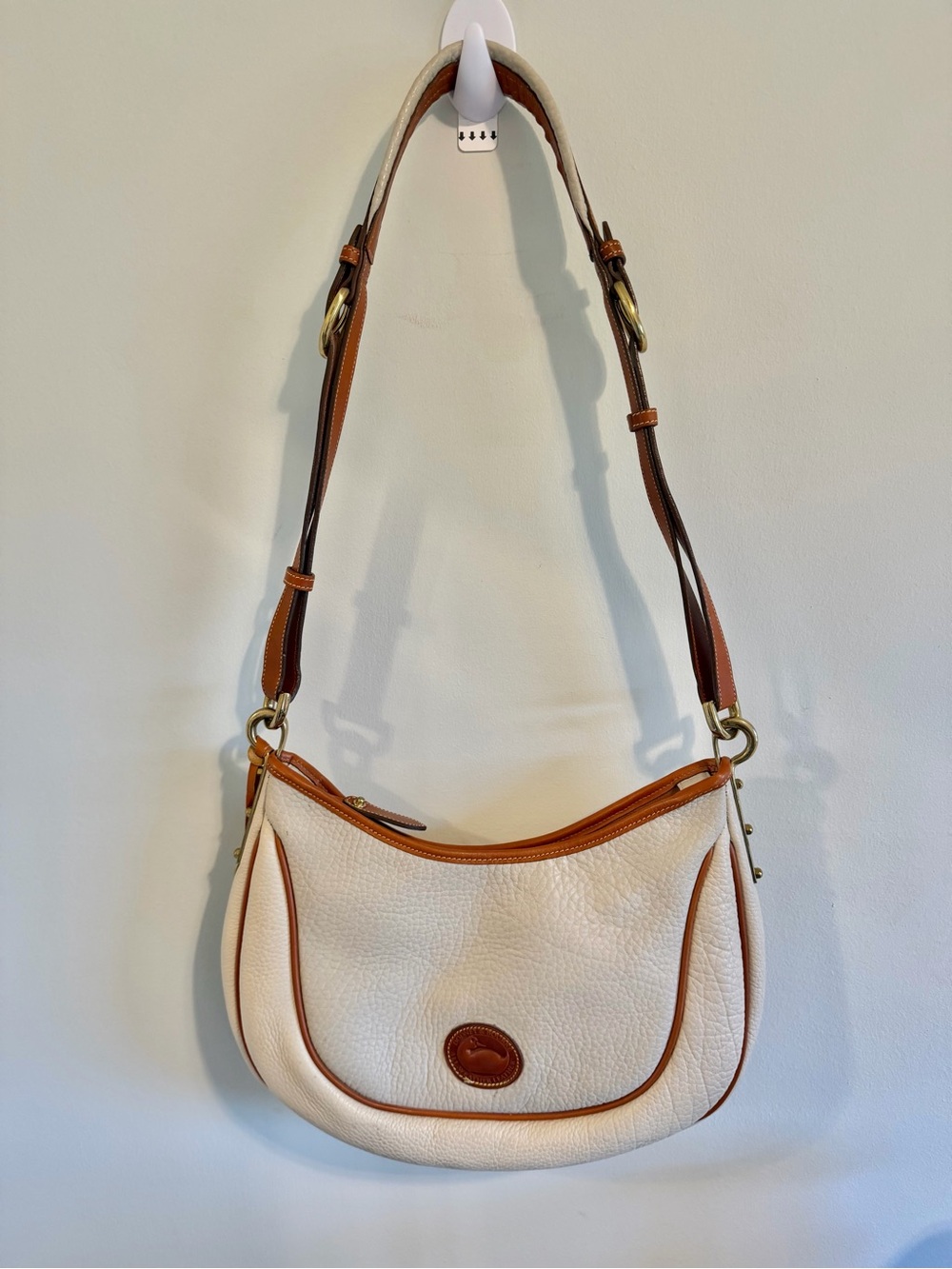 Vintage Dooney&Bourke AWL Crescent Sac Hobo Bag Bone Cream & British Tan